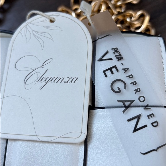 Eleganza Vegan Leather Flap snap top,double gold chain,black weave pattern - Picture 11 of 11